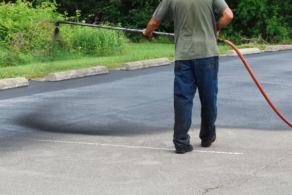 Lot Sealcoating in Novato